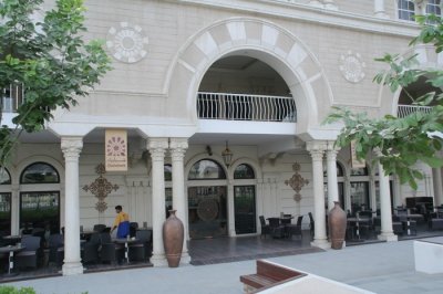 Sharjah 070629-1376 .jpg