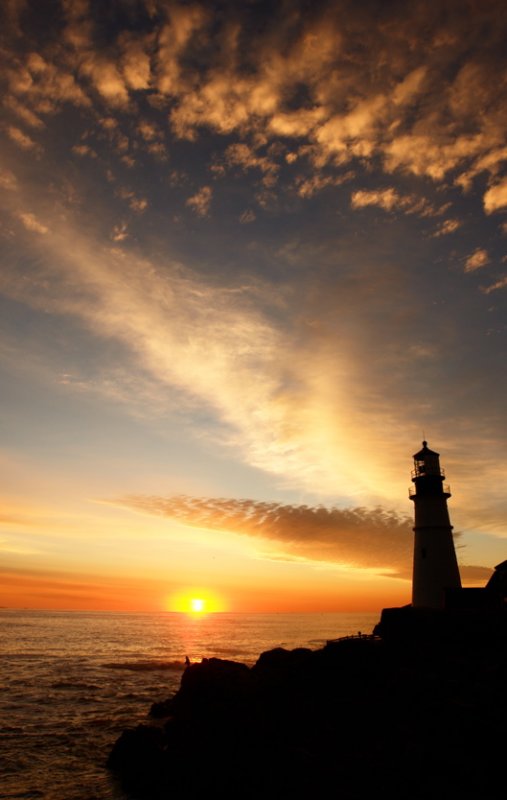 DSC09998_2.jpg lone angler at portland head light maine , dawn