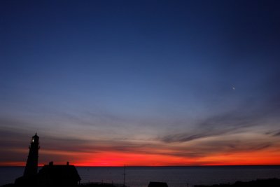 DSC00396.jpg THREE LIGHTS this wonderful crescent moon sky occurred 1/2 BEFORE sunrise!