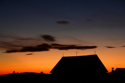 DSC00007set.jpg VENUS SLEEPS last moment of hand held light, venus sets over the New England landscape