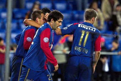 Freude nach dem 2:0 durch Nr. 17 Ivan Rakitic