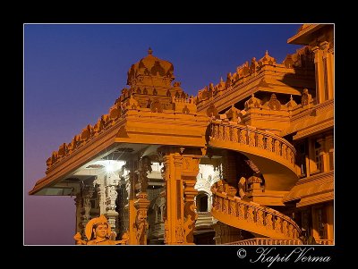 Chattarpur Temple 4
