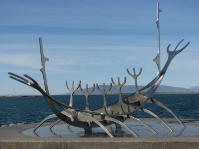 An artistic viking ship