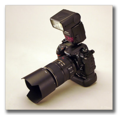 SOLD! Nikon D200, MB-D200 grip, SB800 flash and Nikon 105mm VR micro