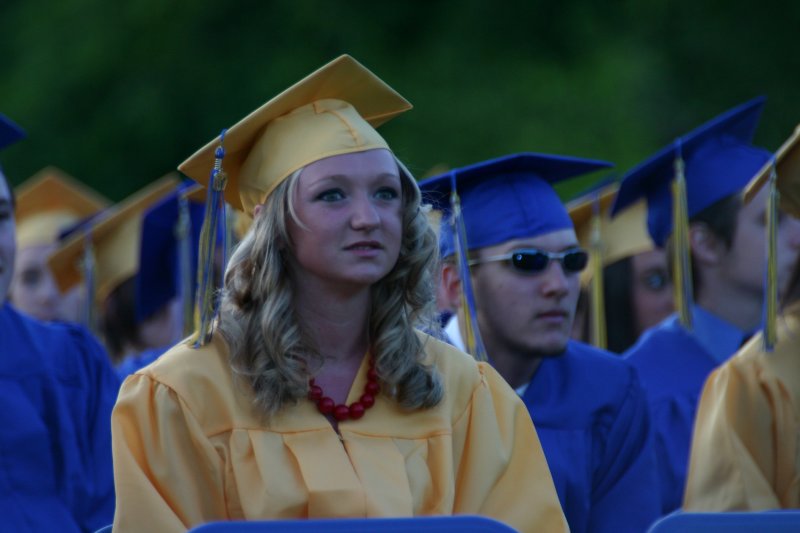 grad8.jpg