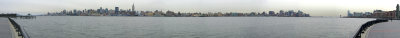 Manhattan Hudson River panorama.jpg