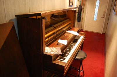 1918 Schroeder & Son Cabinet Grand Piano