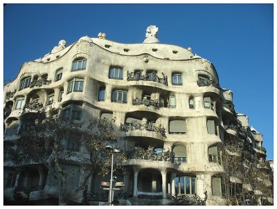 Guess the designer of this buiding La Pedrera