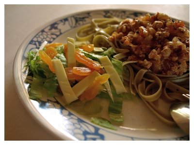 Fettuccine with salad