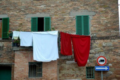 Spontaneus italian flag