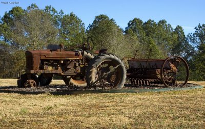 Old Tractor Rustica