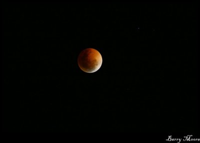 21:11 Moon's total eclipse is over IMG_0765.JPG