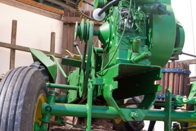 Old Deere (6302)