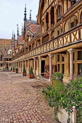 Htel Dieu courtyard, Beaune