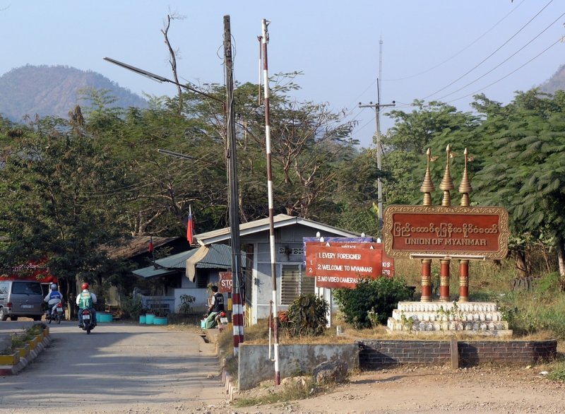 Three Pagodas - Burma Border