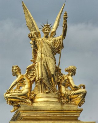 Opra Garnier. Three Golden Angels!