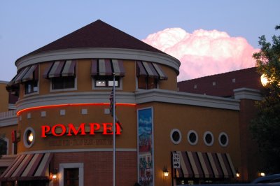 Pompei and her billowing clouds