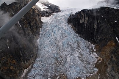 A smaller side glacier