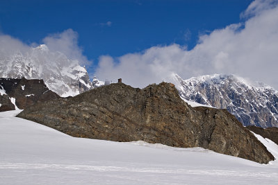 Hut on the glacier