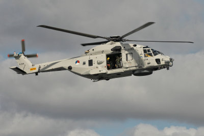 NH90