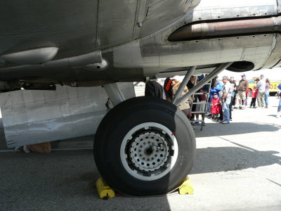 B-17 wheel