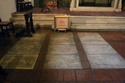 Saint -Burial Site - Good Friday 2007