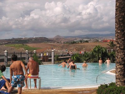 Infinity pool