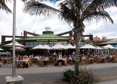 restaurant
