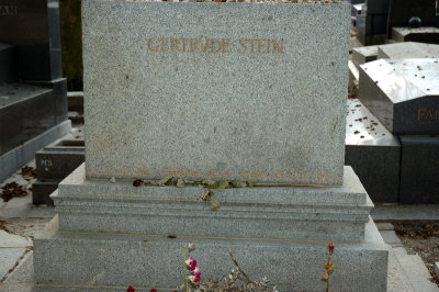 tomb of Getrude Stein