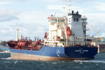 Clipper Leader, arriving