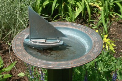 Birdbath sundial