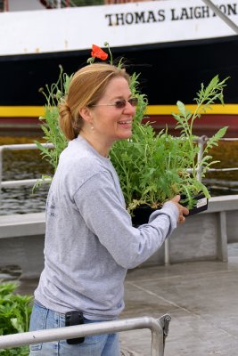 Pam Boutilier Loading the Heiser
