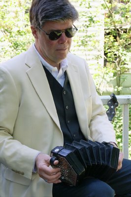 Concertina Player