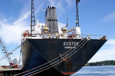 Scoter, bulk carrier (salt), stern