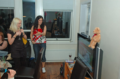  With Rebecca and Anette in Singstar on Playstation