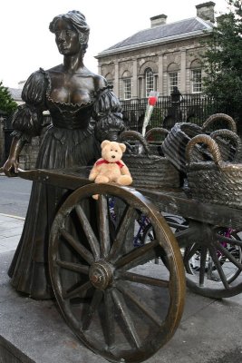 Molly Malone and Frimpong