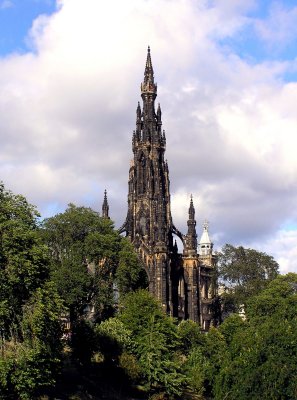 Monument- Edinburgh.jpg