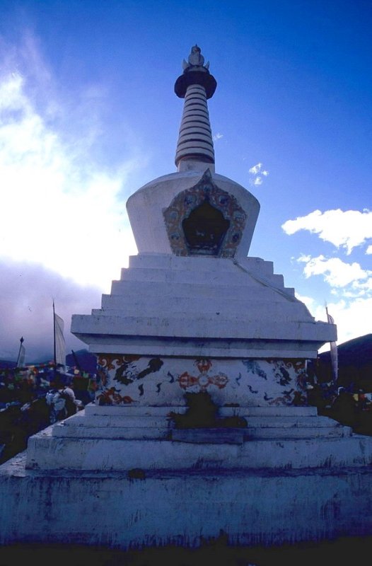 BUDDHIST - CHORTEN