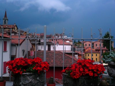 RED   ROOFS