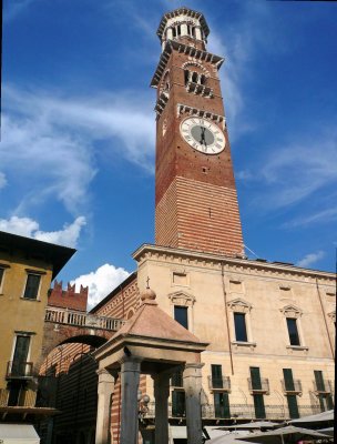 TOWER  DEI  LAMBERTI