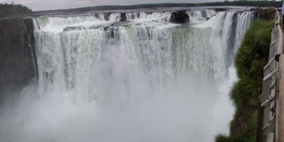 Iguacu falls (garganta del diablo, argentinian side)