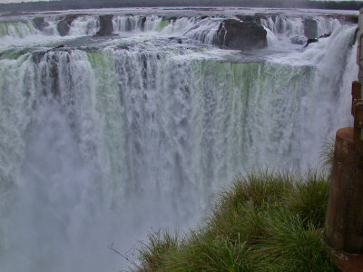 Iguacu falls (devil's throat argentinian side)