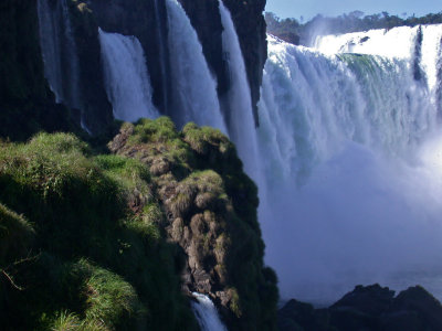 Iguacu falls (brazilian side)