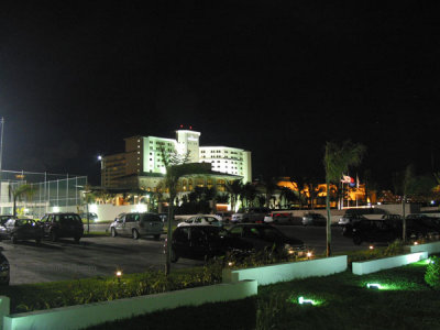 Vista Nocturna de la Zona Hotelera