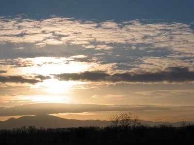 Lever de soleil aux nuages - Sunrise and clouds