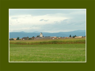 Le village vu des champs - The village view from fields