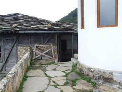Glozhene Monastery 2.JPG