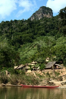 Between Pak Tha and Luang Nam Tha - MAGINIFIQUE - Laos