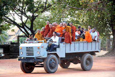 Moines au Cambodge