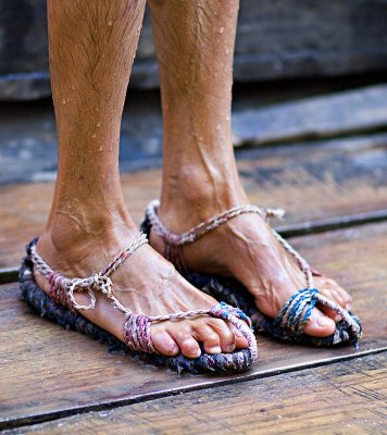 Boatman's Feet, Vertical